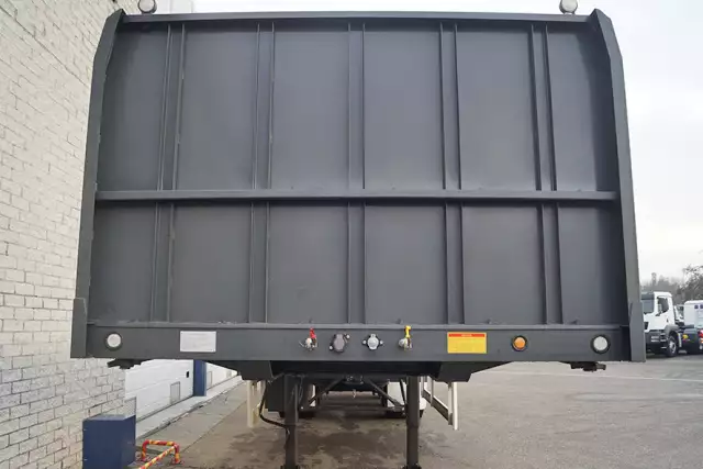 CIMC 40 Container 3-Axle Flatbed Trailer with Twistlock