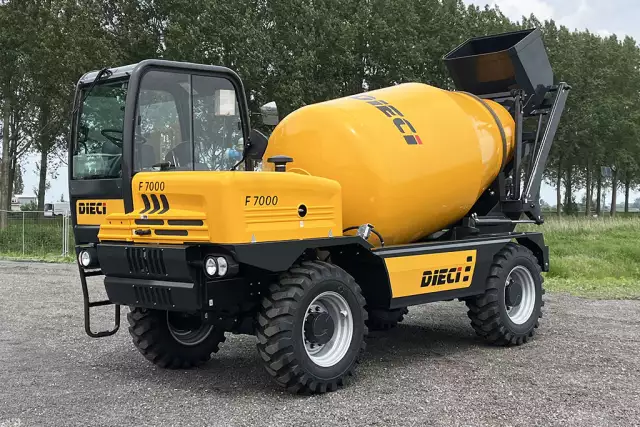 Dieci F7000 4x4 Self Loading Concrete Mixer