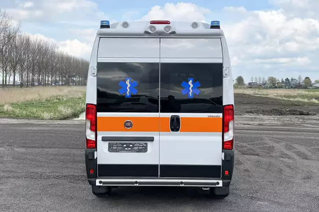 Fiat Ducato L2H2 4x2 Ambulance Van