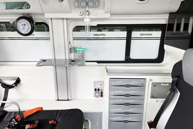 Fiat Ducato L2H2 4x2 Ambulance fourgon