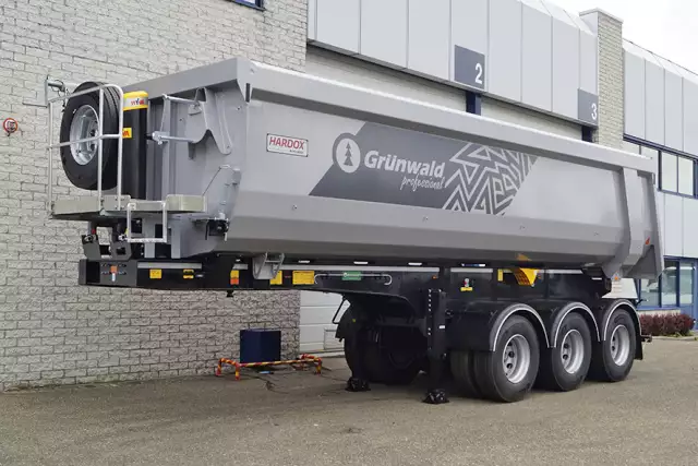 Grunwald TST 31 3-Axle Tipper Trailer