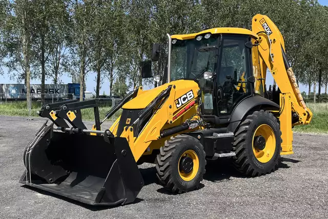 JCB 3CX 4x4 Chargeuse pelleteuse