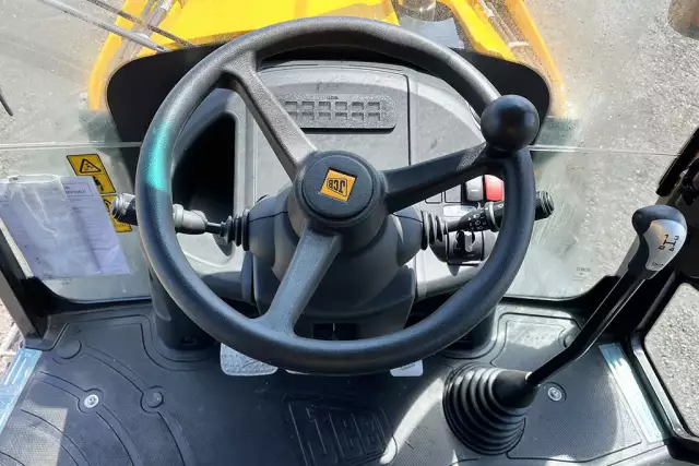 JCB 3CX 4x4 Chargeuse pelleteuse