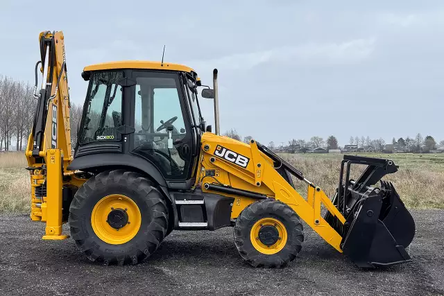 JCB 3CX Sitemaster 4x4 Chargeuse pelleteuse