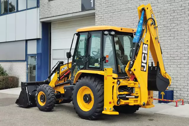 JCB 3DX Plus 4x4 Backhoe Loader