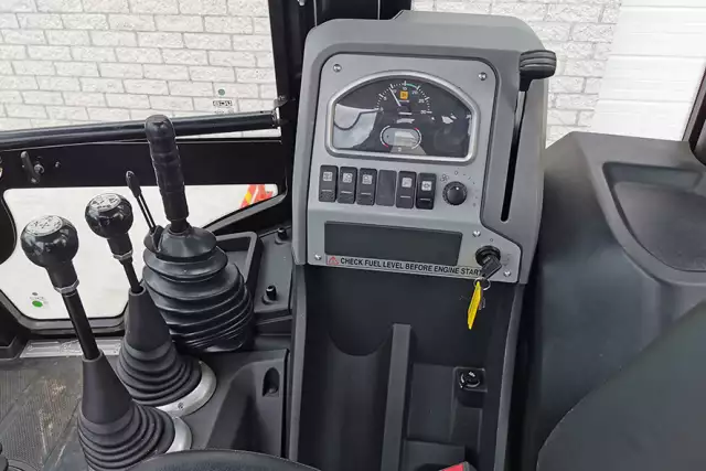 JCB 3DX Plus 4x4 Chargeuse pelleteuse