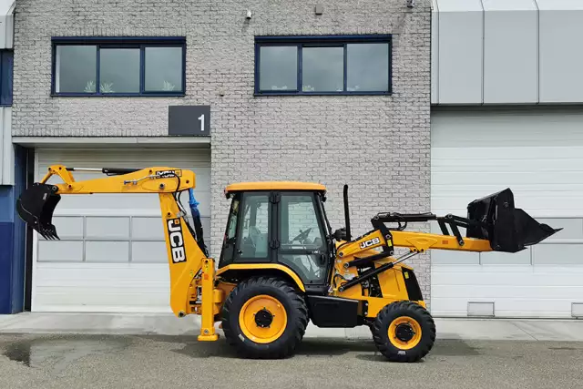 JCB 3DX Plus 4x4 Backhoe Loader