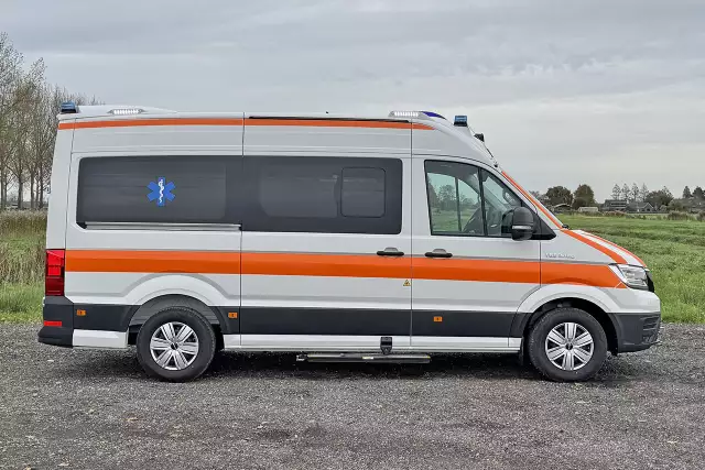 MAN TGE 3.180 QTX-M 4x2 Ambulance Van