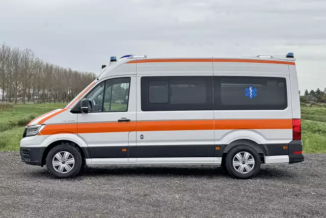MAN TGE 3.180 QTX-M 4x2 Ambulance Van
