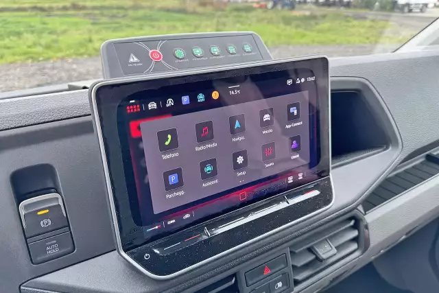 MAN TGE 3.180 QTX-M 4x2 Ambulance Van