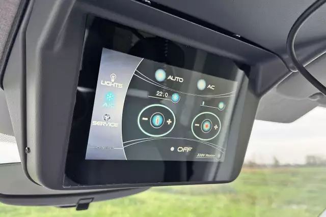 MAN TGE 3.180 QTX-M 4x2 Ambulance Van