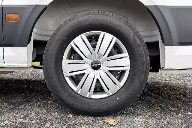 MAN TGE 3.180 QTX-M 4x2 Ambulance Van