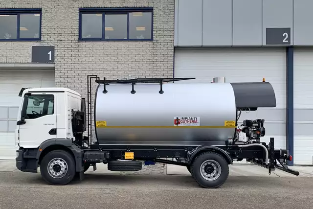 MAN TGM 18.250 BB CH 4x2 Bitumen Tank Sprayer