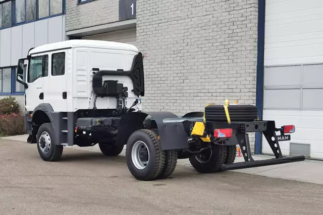 MAN TGM 18.250 BB CH 4x4 Chassis Cabin