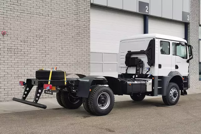 MAN TGM 18.250 BB CH 4x4 Chassis Cabin