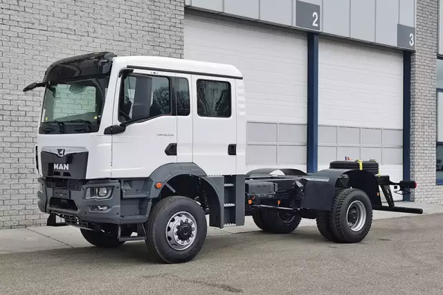 MAN TGM 18.250 BB CH 4x4 Chassis Cabin