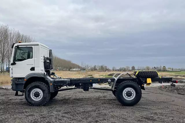 MAN TGM 18.250 BB CH 4x4 Chassis Cabin