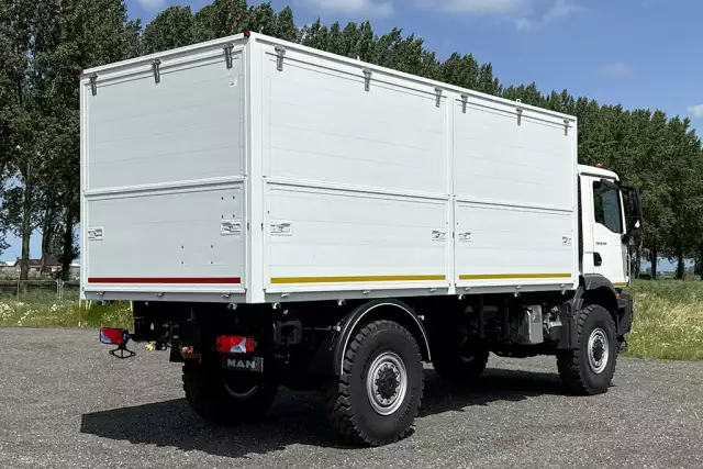 MAN TGM 18.250 BB CH 4x4 Service Truck