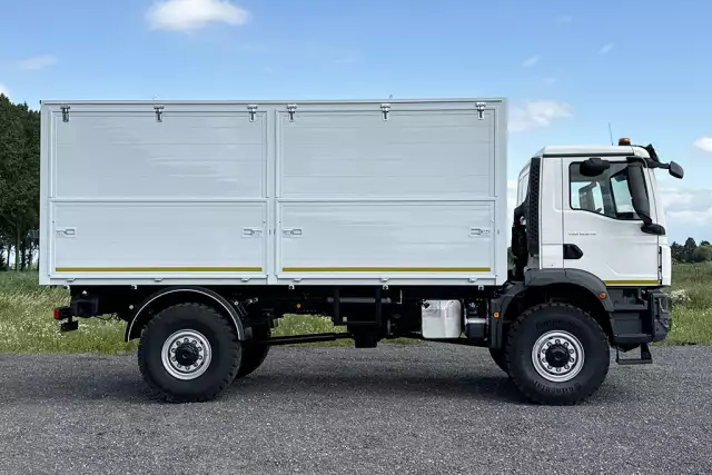 MAN TGM 18.250 BB CH 4x4 Service Truck