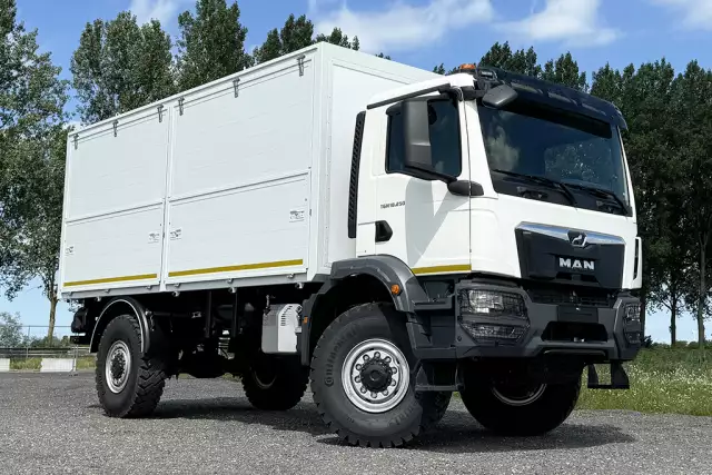 MAN TGM 18.250 BB CH 4x4 Service Truck