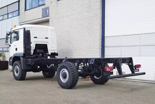 MAN TGM 18.280 BB-CKD 4x4 Chassis Cabin