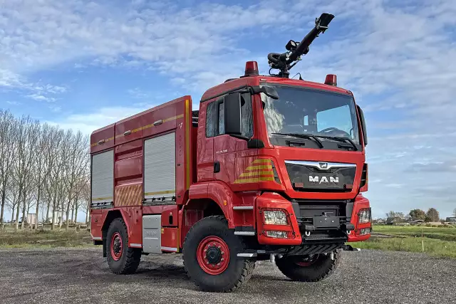 MAN TGS 18.500 BB 4x4 Camion de pompiers