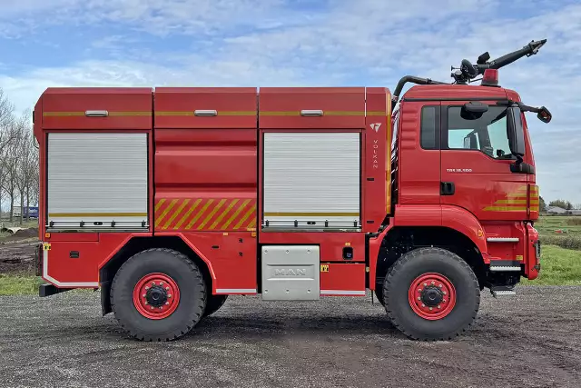 MAN TGS 18.500 BB 4x4 Camion de pompiers