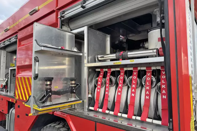 MAN TGS 18.500 BB 4x4 Camion de pompiers