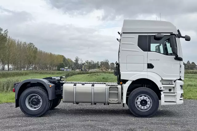MAN TGS 22.440 BB SA 4x2 Tractor Head