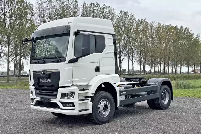 MAN TGS 22.440 BB SA 4x2 Tractor Head