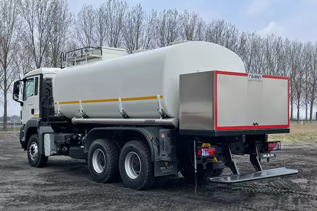 MAN TGS 33.360 BB-WW 6x4 Fuel Tank Truck