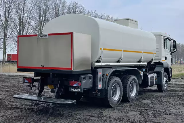 MAN TGS 33.360 BB-WW 6x4 Fuel Tank Truck