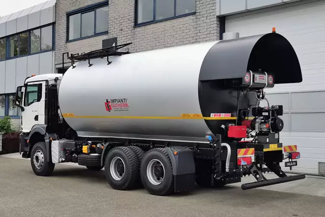 MAN TGS 33.400 BB CH 6x4 Bitumen Tank Sprayer