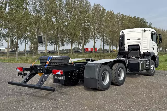 MAN TGS 33.400 BB CH 6x4 Chassis Cabin