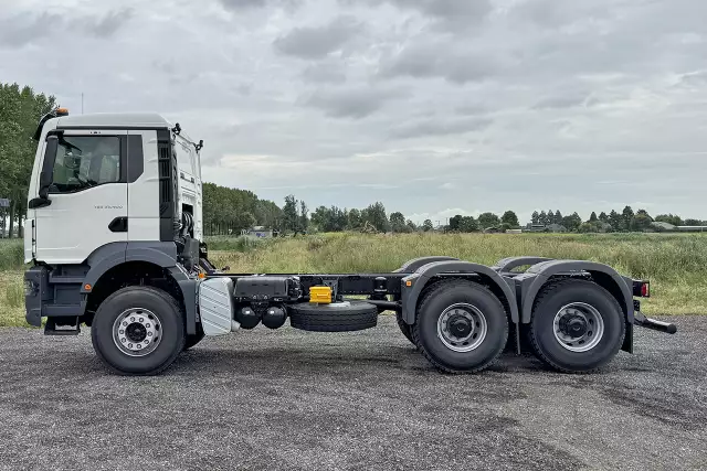 MAN TGS 33.400 BB CH 6x4 Châssis Cabine