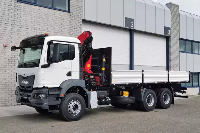 MAN TGS 33.400 BB CH 6x4 Crane Truck