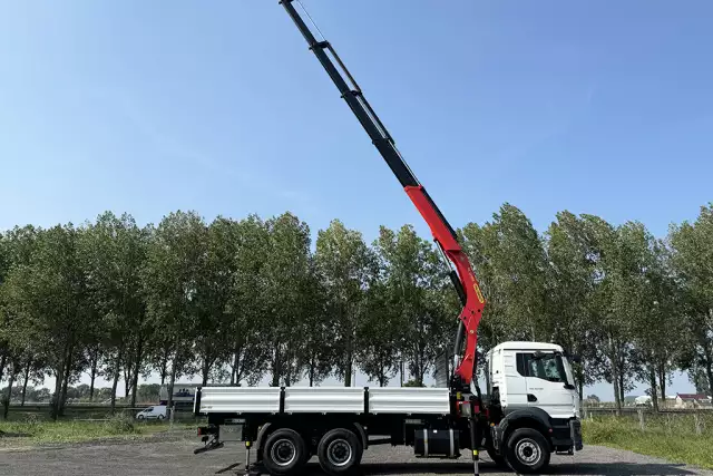 MAN TGS 33.400 BB CH 6x4 Crane Truck