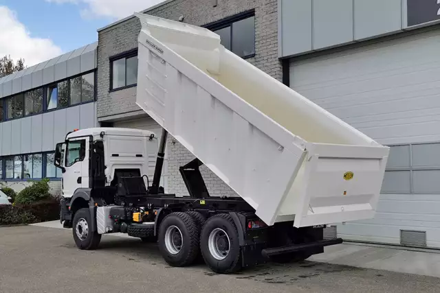 MAN TGS 33.400 BB CH 6x4 Tipper Truck