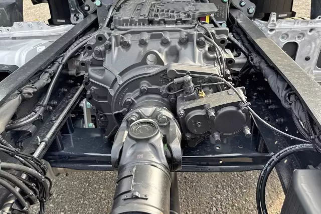 MAN TGS 33.400 BB CH 6x6 Chassis Cabin