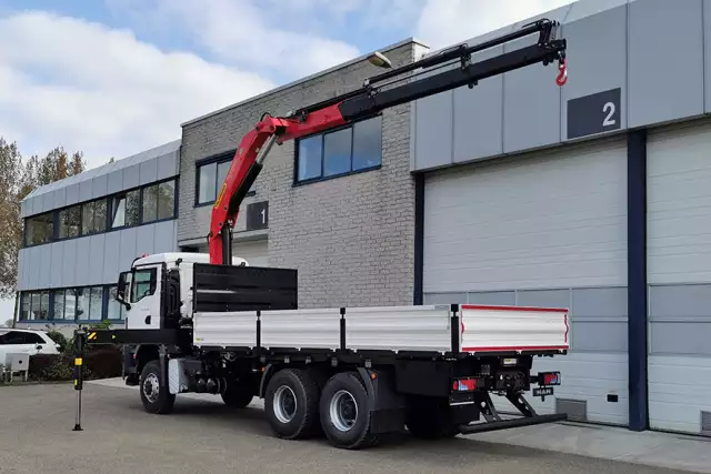 MAN TGS 33.400 BB CH 6x6 Crane Truck