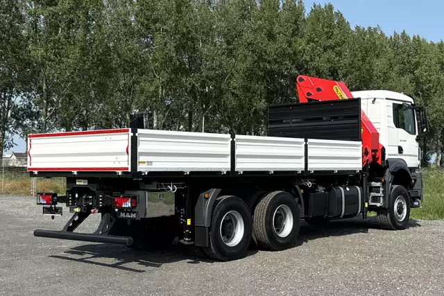 MAN TGS 33.400 BB CH 6x6 Crane Truck