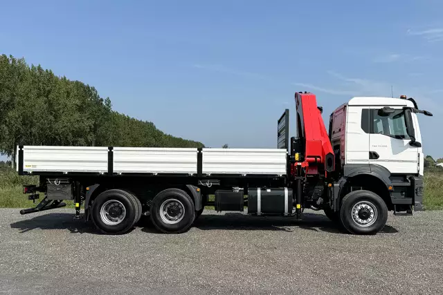 MAN TGS 33.400 BB CH 6x6 Crane Truck