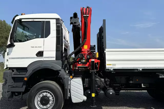 MAN TGS 33.400 BB CH 6x6 Crane Truck