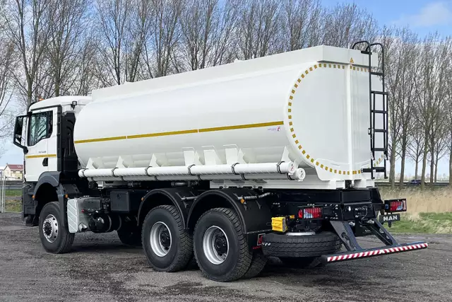 MAN TGS 33.400 BB CH 6x6 Fuel Tank Truck