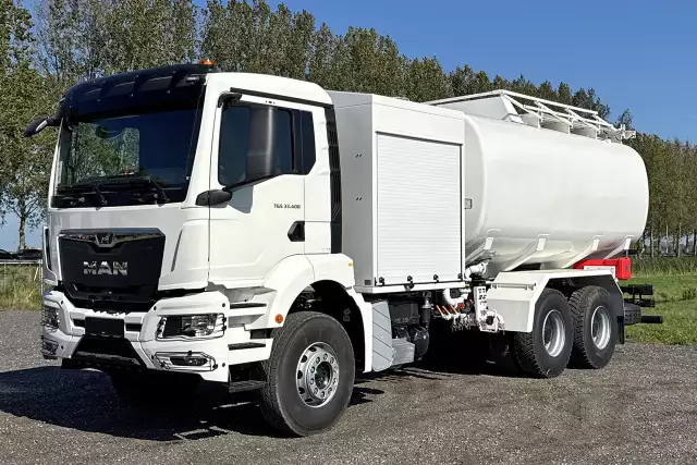 MAN TGS 33.400 BB CH ADR 6x4 Aviation Fuel Tank Truck