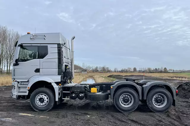 MAN TGS 33.480 BB SA 6x4 Tracteur