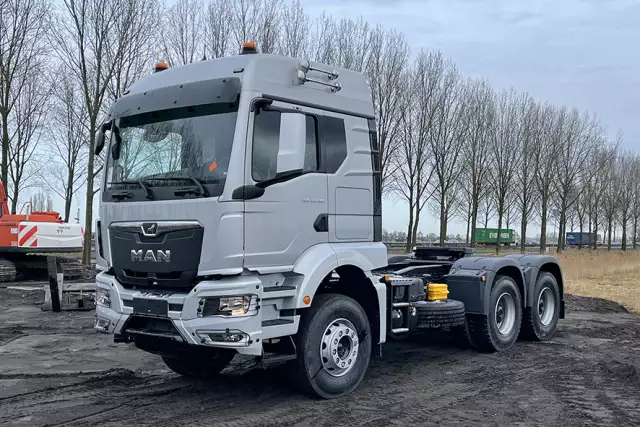 MAN TGS 33.480 BB SA 6x4 Tracteur