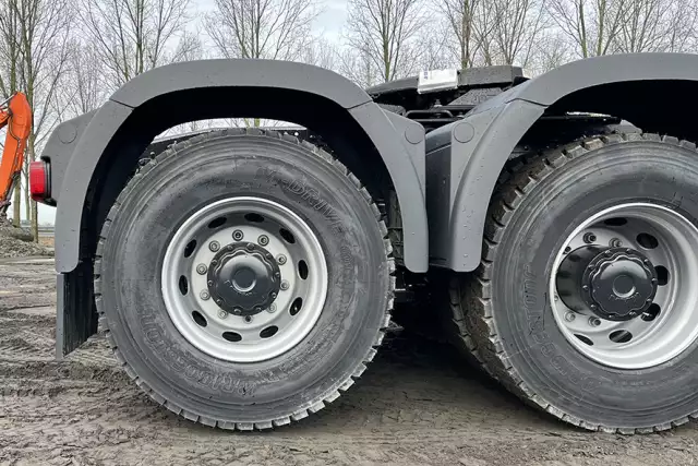 MAN TGS 33.480 BB SA 6x4 Tracteur