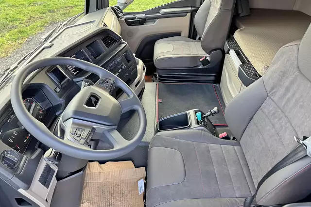 MAN TGS 33.480 BB SA 6x4 Tracteur