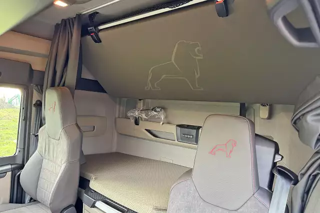 MAN TGS 33.480 BB SA 6x4 Tracteur